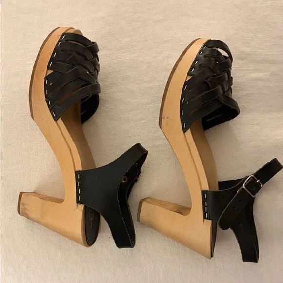 Swedish Hasbeens Black Leather Clogs/ Heels - Picture 7 of 9